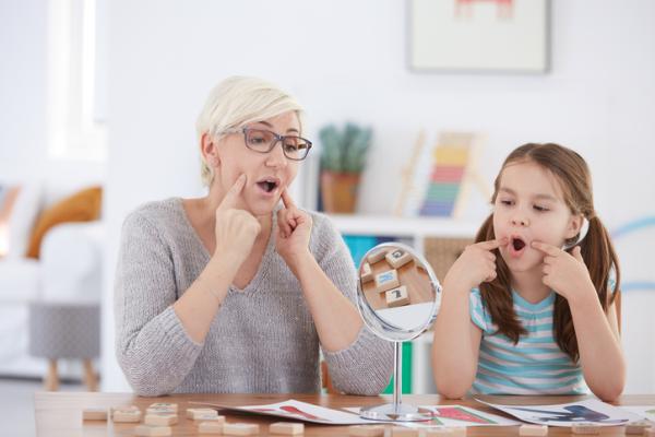 Logopedas Infantiles en Granada - Los mejores logopedas y centros