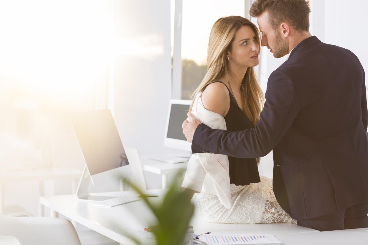 Estoy enamorada de un hombre casado: ¿qué hago?