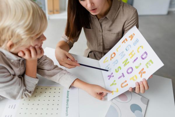 Diferencias entre dislexia y dislalia: síntomas, causas y tratamiento - Tratamiento y ejercicios recomendados para la dislexia y la dislalia