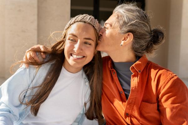 ¿Cómo dejar de sufrir por los hijos adultos?