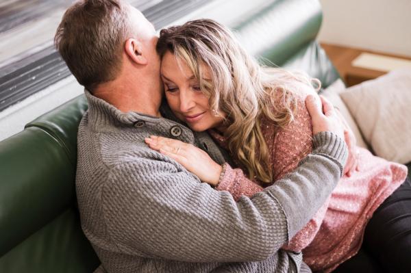 ¿Cómo dejar de sufrir por los hijos adultos? - Preocuparse demasiado por los hijos adultos, ¿es normal?