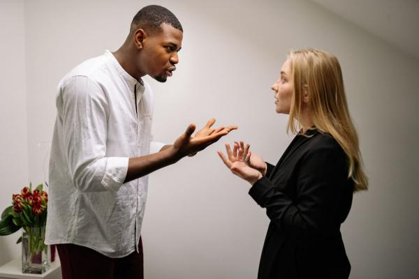 No quiero a mi pareja, pero no puedo dejarlo: ¿qué hago? - ¿Por qué no quiero a mi pareja, pero no puedo dejarla?