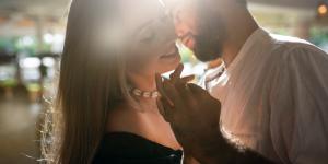 ¿Por qué un hombre acepta ser amante de una mujer casada?