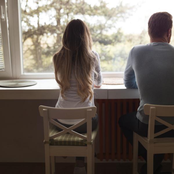 Cómo superar la desconfianza en la pareja - Causas y Soluciones Cómo superar la desconfianza en la pareja - Causas y Soluciones