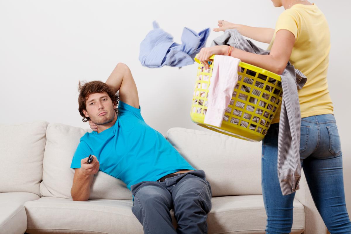 Cómo ponerse de acuerdo en las tareas del hogar con la pareja