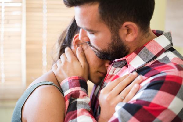 ¿Cómo desengancharse emocionalmente de alguien? - Señales de que necesitas desengancharte emocionalmente de alguien  