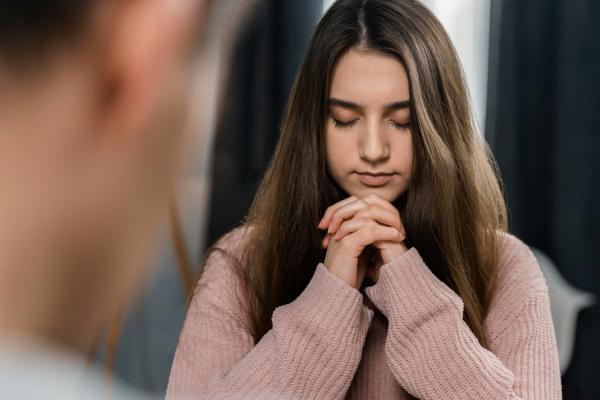 Qué es el negging: causas, cómo detectarlo y ejemplos - Por qué alguien hace negging