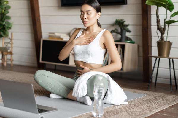 15 Ejercicios para ejercitar la atención plena - 1. Respiración consciente