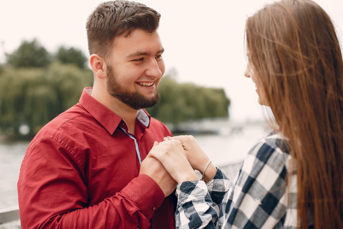 Cuándo se empieza a enamorar un hombre