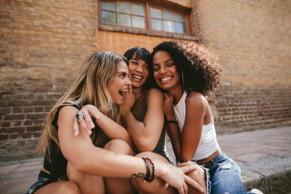 Técnicas psicológicas para superar una ruptura amorosa - Apoyo social