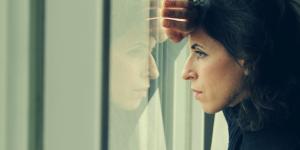 Me dice que me quiere pero no me siento querida: ¿qué hacer?