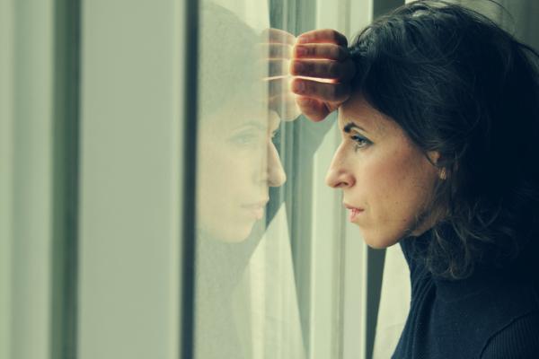 Me dice que me quiere pero no me siento querida: ¿qué hacer?