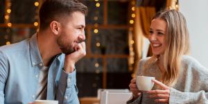 ¿Un hombre con novia puede enamorarse de otra?