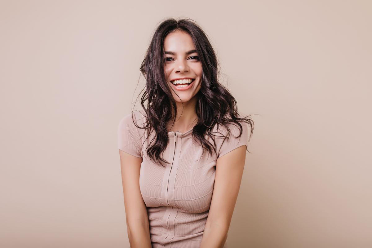 Qué es el «pretty privilege» y cómo afecta a la sociedad