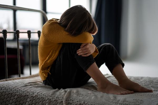 Nadie quiere estar con una persona depresiva: mito, realidad y soluciones - El mito: la depresión como sinónimo de soledad