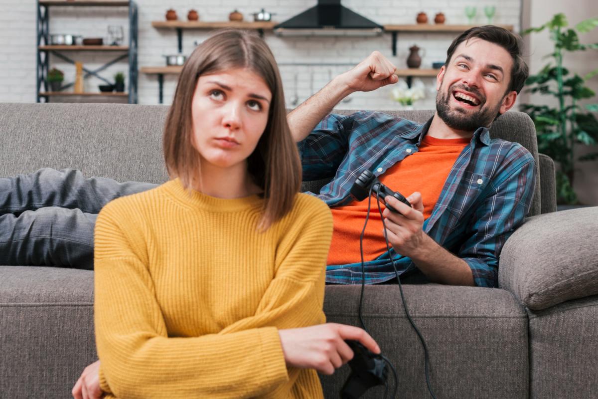 ¿Es normal quedarse sin tema de conversación con tu pareja?