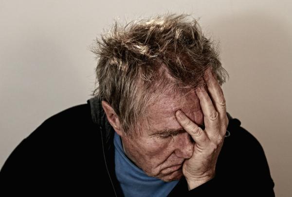 Tipos y clasificación de las crisis epilépticas - Tipos de crisis epilépticas según sus síntomas