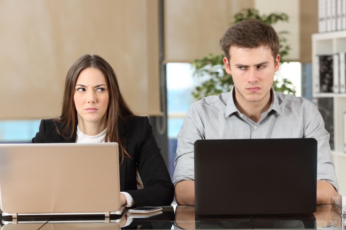 Cómo protegerse de la envidia en el trabajo