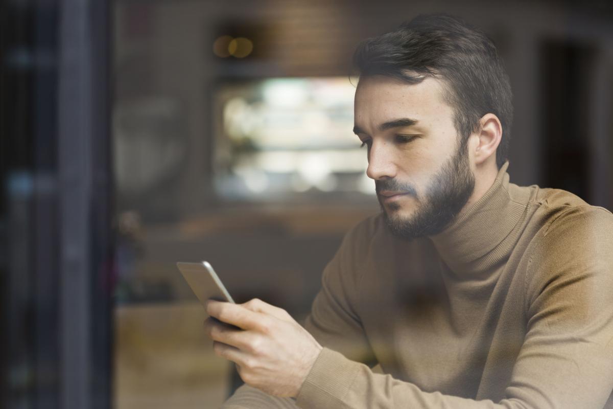 Qué significa que una persona me conteste cuando le da la gana