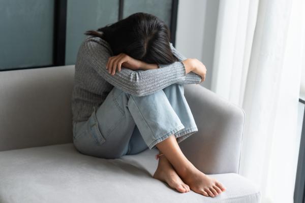 Relación asimétrica: qué es, señales y cómo afrontarla - ¿Cuáles son las consecuencias de una relación asimétrica? 