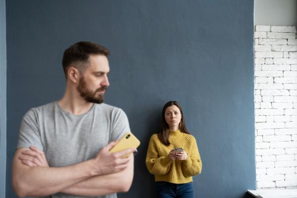 No quiere nada serio pero quiere seguir quedando: qué hacer - Cómo se comporta un hombre cuando no quiere nada serio