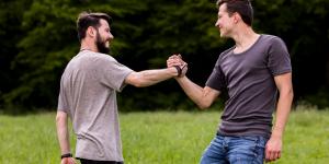 Señales de que a un hombre le gustan los hombres