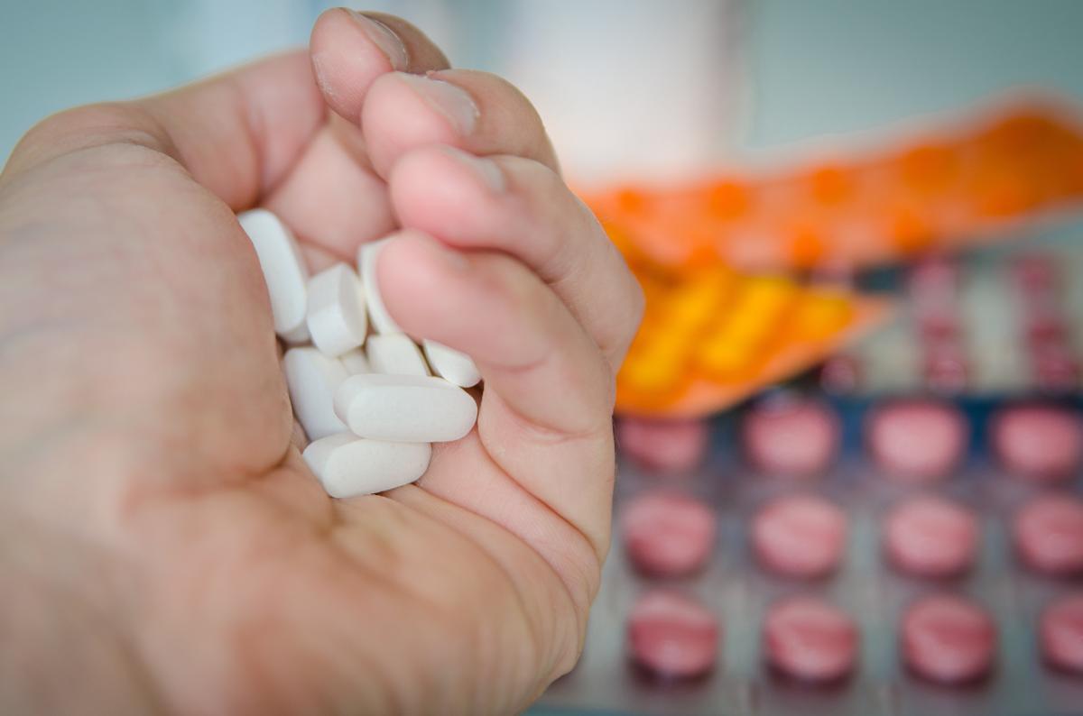 ¿Si tomo clonazepam puedo tomar alcohol?
