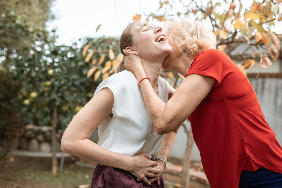 ¿Qué significa un beso en el cuello?