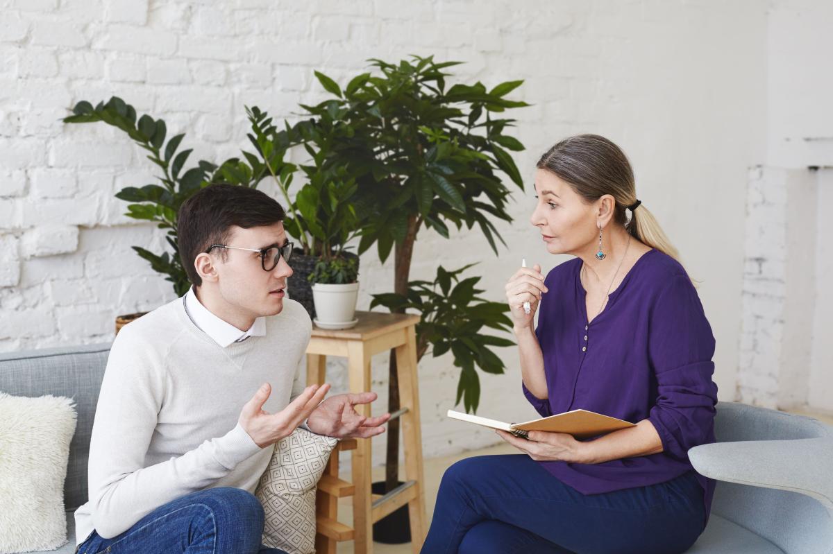 Qué es el rapport en psicología: importancia, tipos y ejemplos