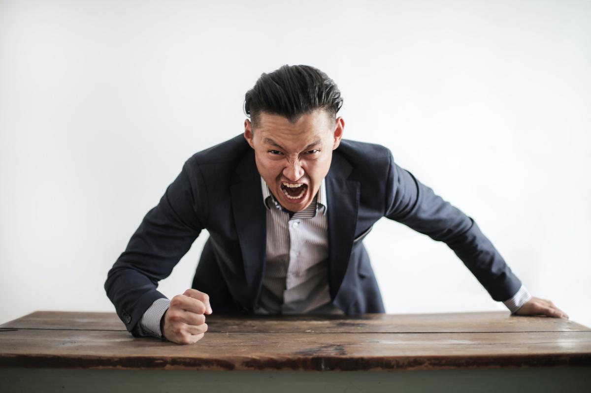 Chefe narcisista: como reconher e lidar