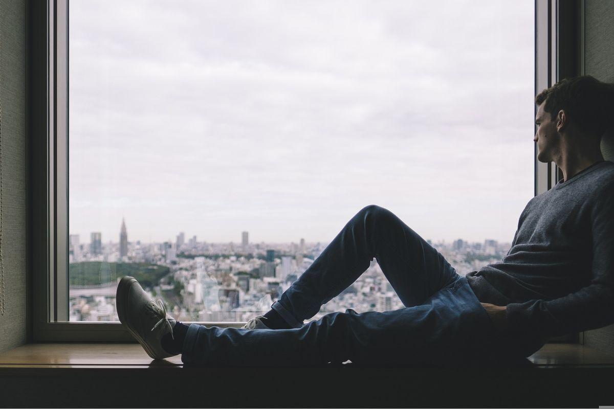 Pensamentos ruminantes: o que são e como diminuí-los