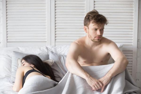 Por que amolece no meio da relação e o que fazer? - O que acontece quando o homem amolece durante a relação