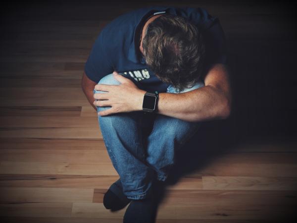 Sintomas da depressão masculina e como ajudar
