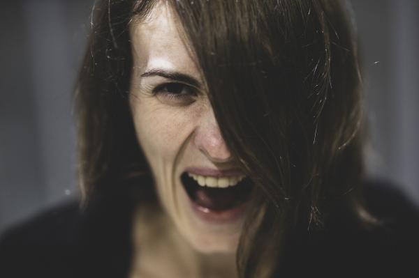 7 sinais que alguém tem inveja e você