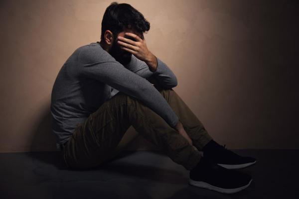 Cansaço emocional: causas, sintomas e como enfrentá-lo - Quais são os sintomas de cansaço emocional?